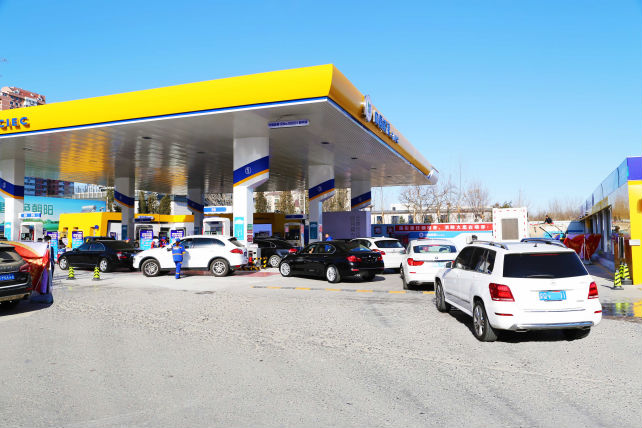 北京加油站首现京六标准汽油,更有高端油品京